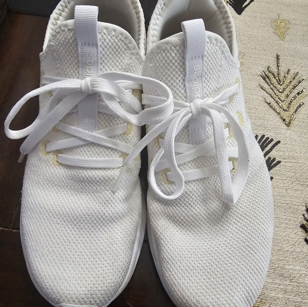 Adidas COUDFOAM  Women's White Mesh Sneakers! Size 8.5!